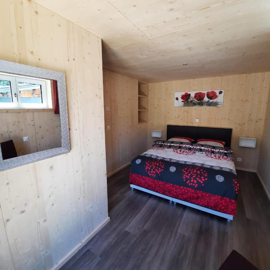 Aktien 11 / A=Obere Wohnung / B=Untere Wohnung Sils im Domleschg Zewnętrze zdjęcie